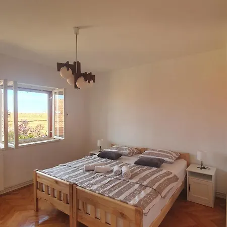 Apartment Omim Sibenik